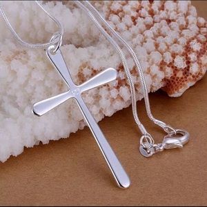 Beautiful 925 Silver Cross Pendant Necklace
